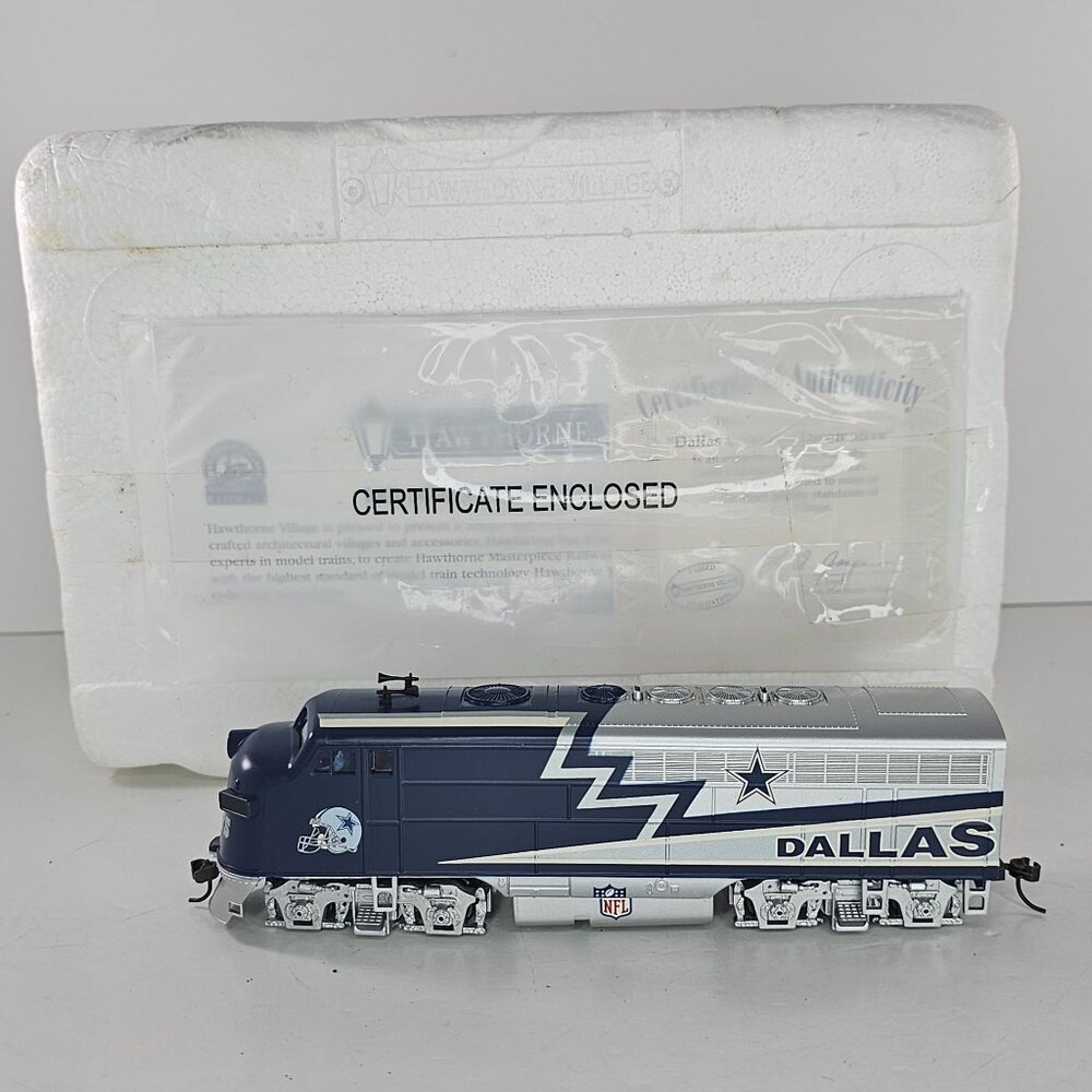 Dallas Cowboys Hawthorne Village Electric Train Locomotive With COA